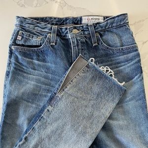 AG The Isabelle Straight Cut Jean